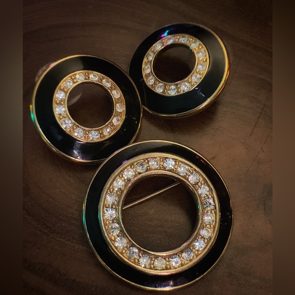Art deco 80s style pin and earring set